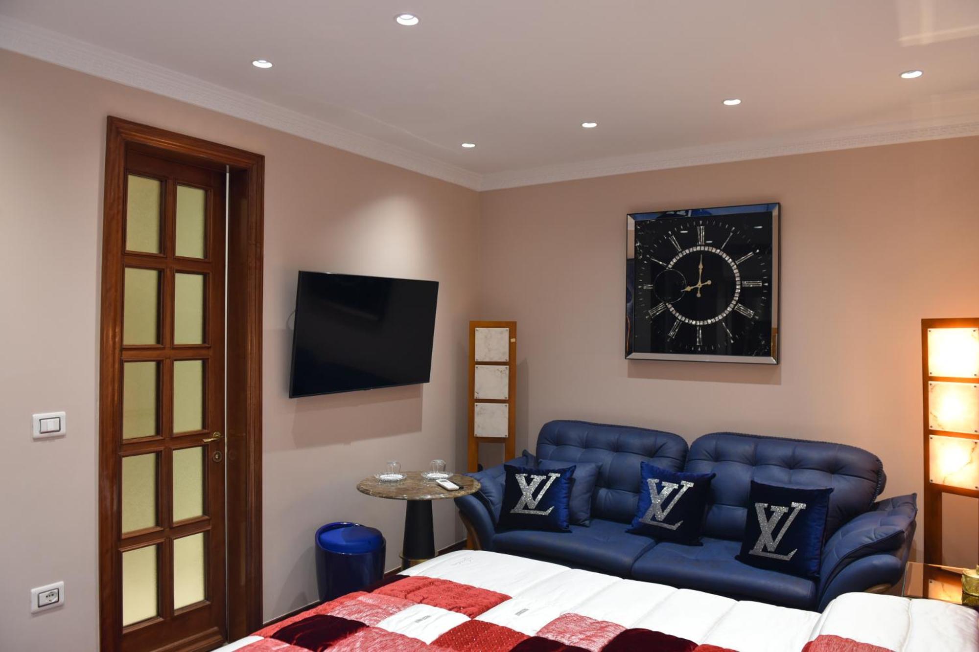 Top Luxury Tirana Esterno foto